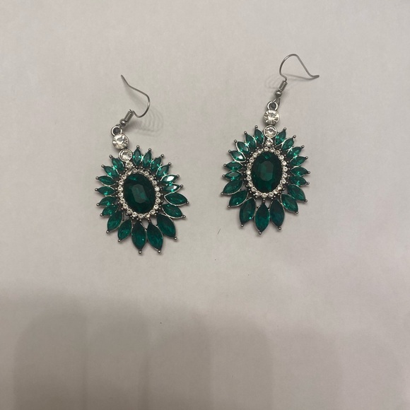 Green and Silver Statement Earrings with Starburst Design - Picture 3 of 3